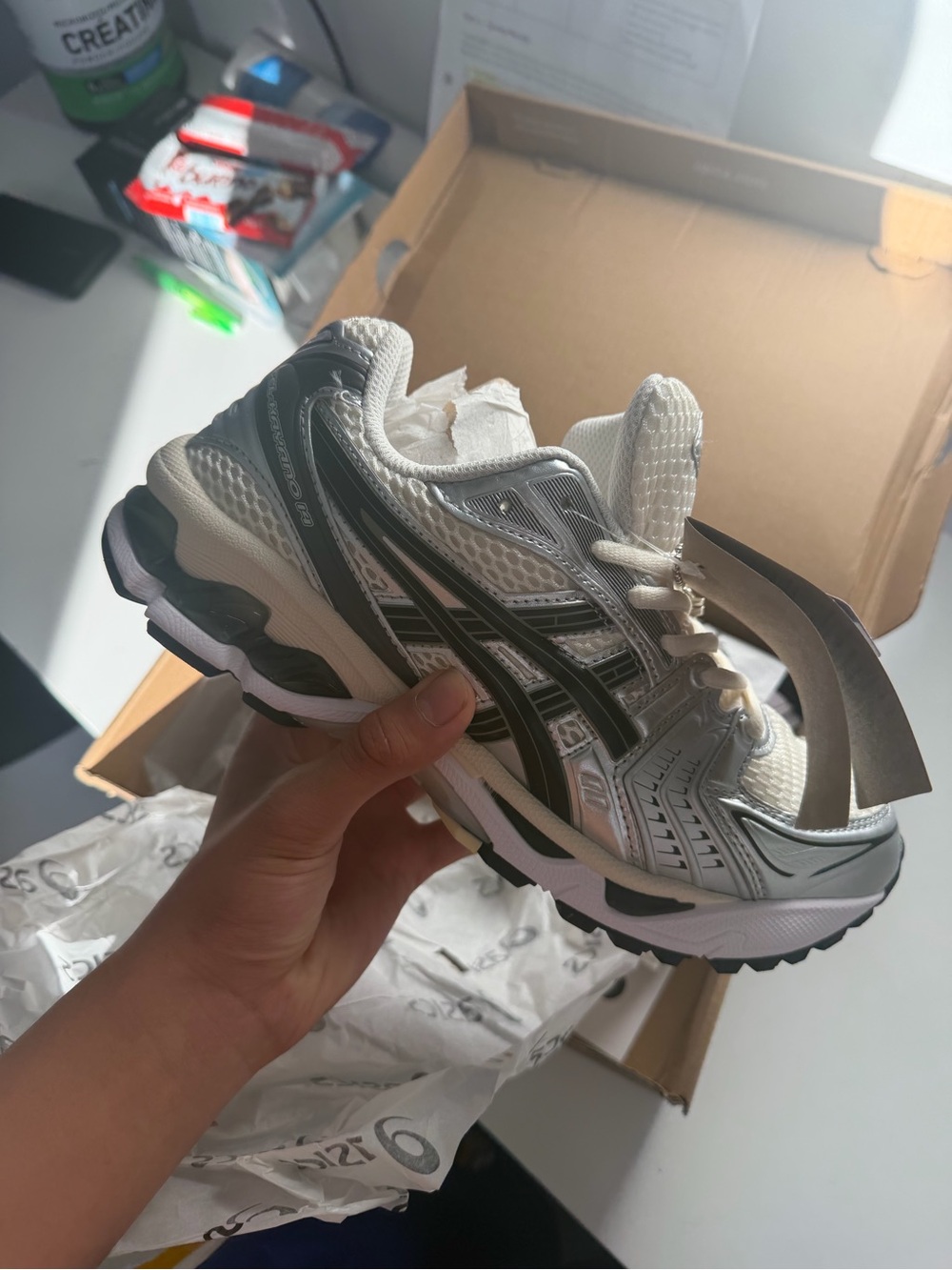 ASICS size 8.5 - Picture 4 of 7